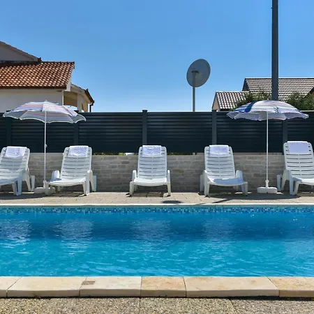 Apartments Krepo Vir Exterior photo