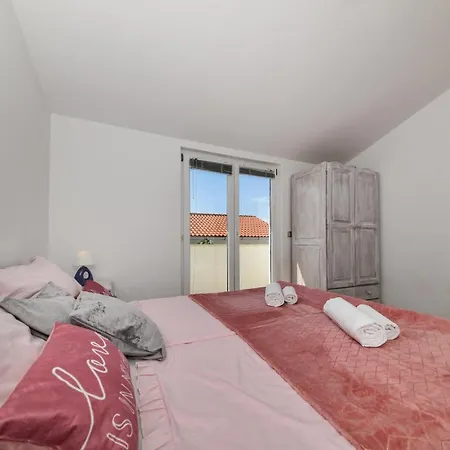 Apartments Krepo Vir Exterior photo