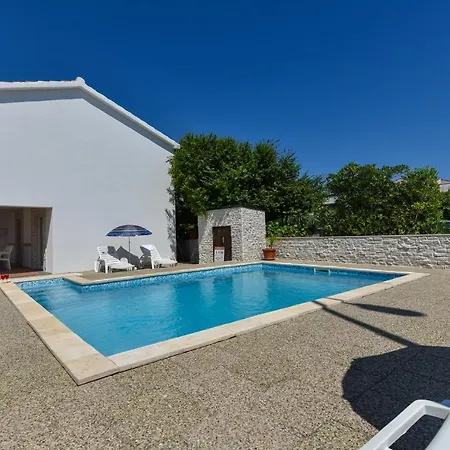 Apartments Krepo Vir Exterior photo