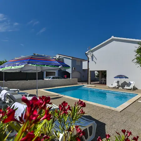 Apartments Krepo Vir Exterior photo