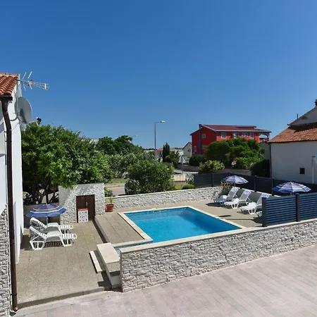 Apartments Krepo Vir Exterior photo