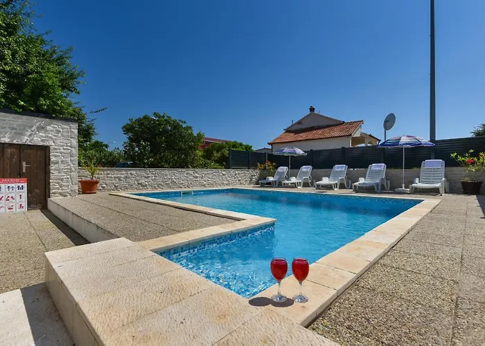 Apartments Krepo