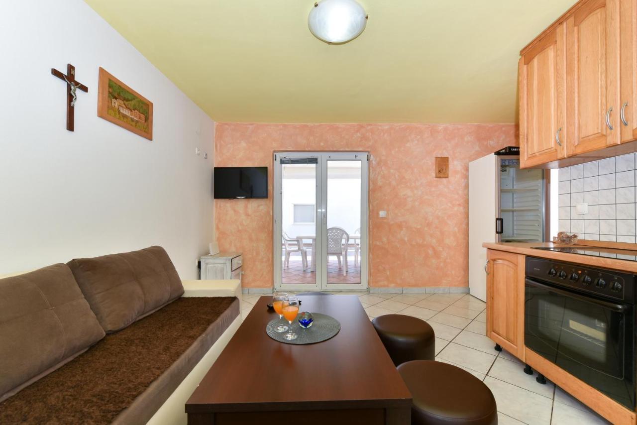 Krepo Holiday home Vir